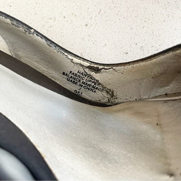 Nine West Black Slingback Heels Fabric Size 9 with 4.5” Heel Round Toe - Picture 11 of 11